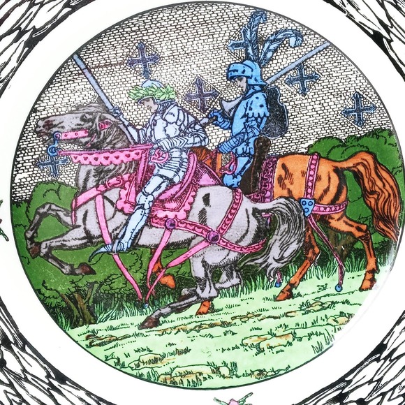 Royal Doulton Knights w/Lion Crest Dinner Plate Series Ware Pink & Blue (su1) - Picture 2 of 7